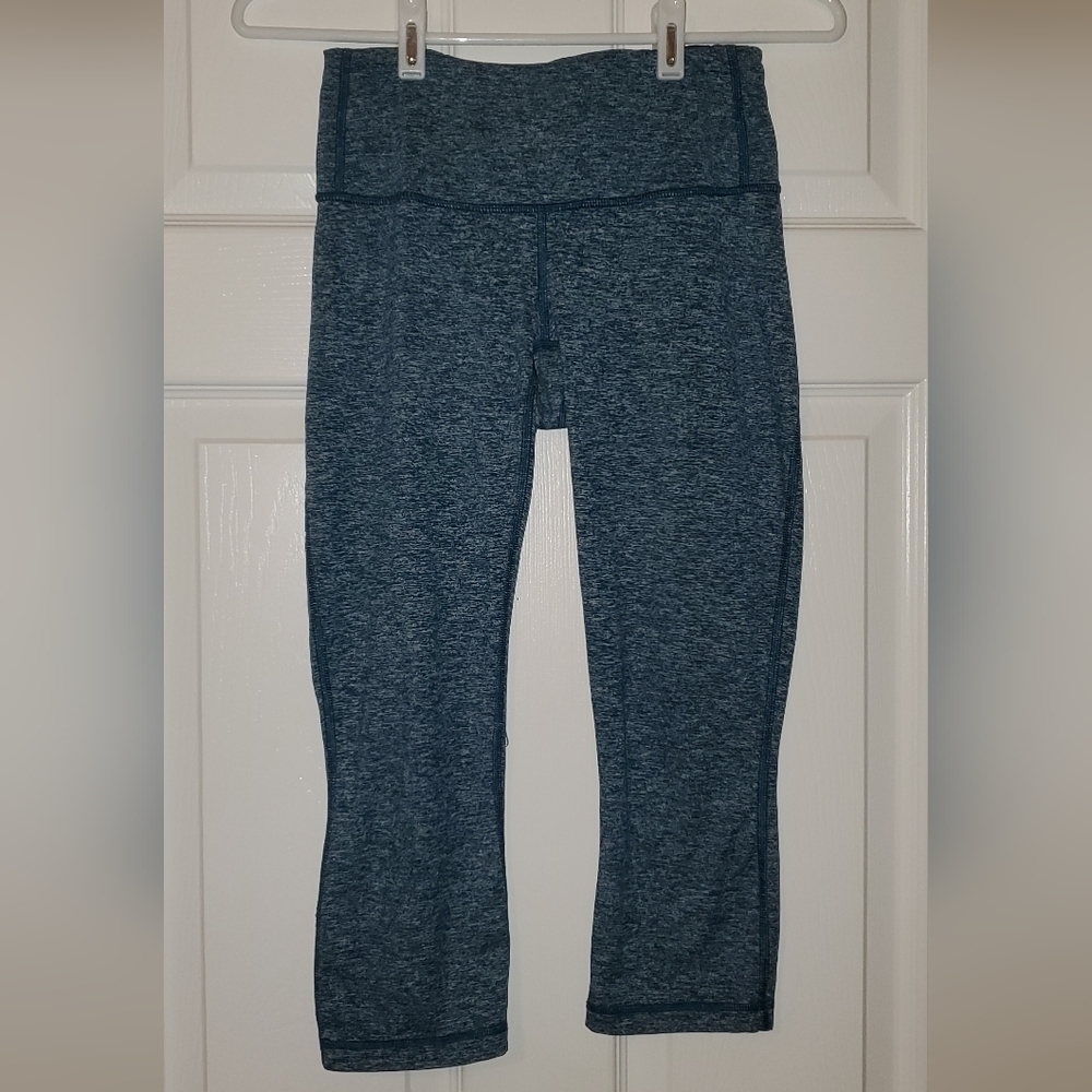 PATAGONIA Centered Crops Leggings *Estimated Size XXS* - Picture 2 of 6